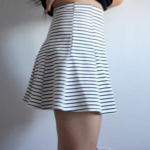 β’π±ππππ πΏππππππππππ πππππβ’ - Picture 2 of 2